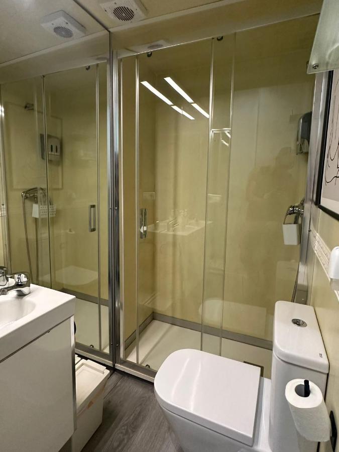 Apartamento 1 Hab En La Latina - Madrid Centro Luaran gambar