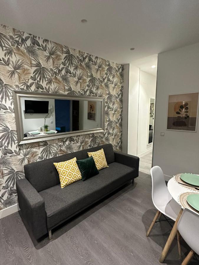 Apartamento 1 Hab En La Latina - Madrid Centro Luaran gambar