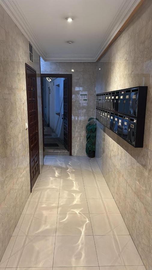 Apartamento 1 Hab En La Latina - Madrid Centro Luaran gambar